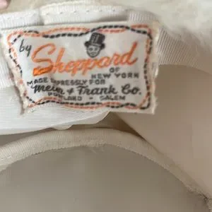 Sheppard of New York | Accessories | 95s White Rabbit Fur  display picture 1